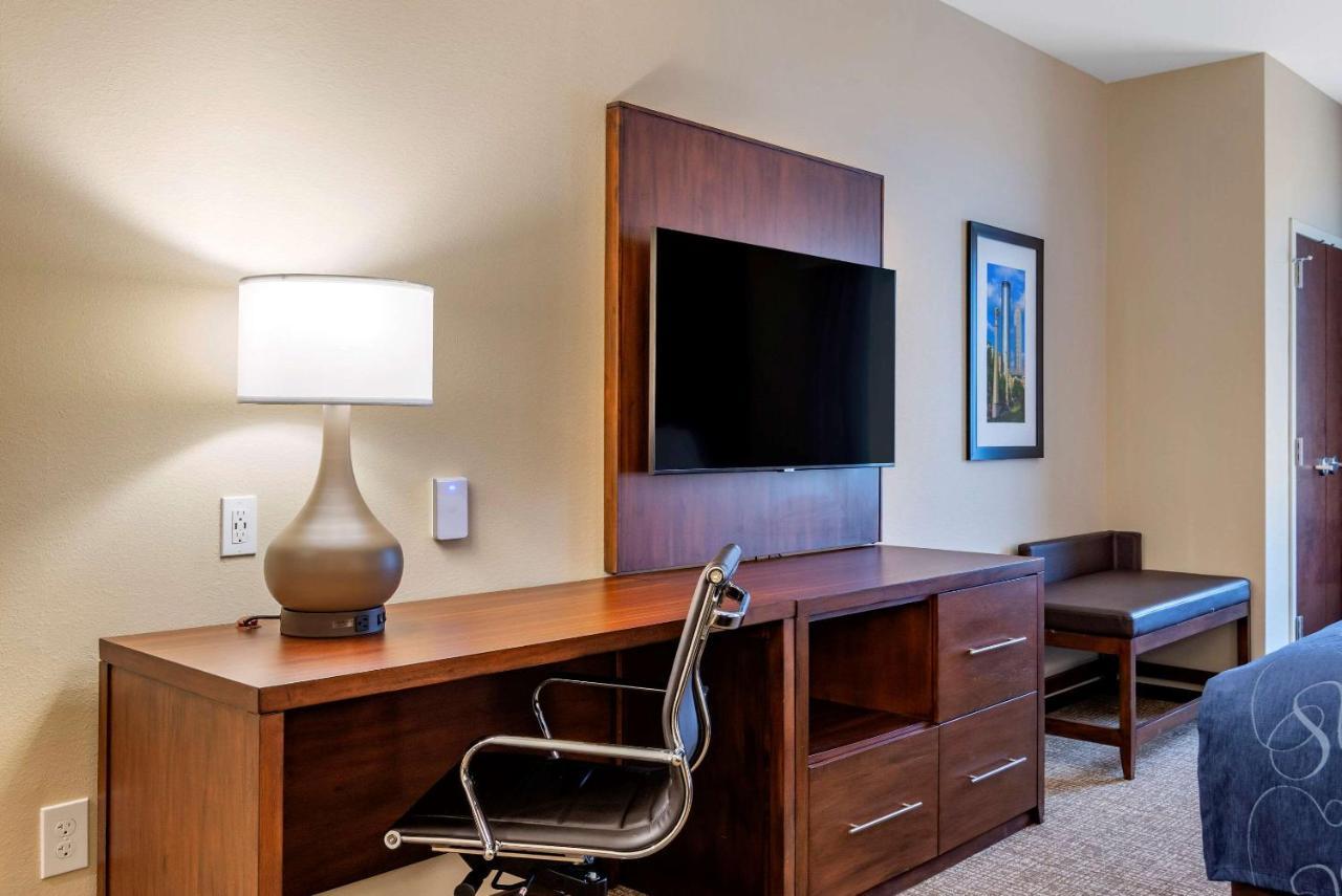 Comfort Suites 纽南 外观 照片