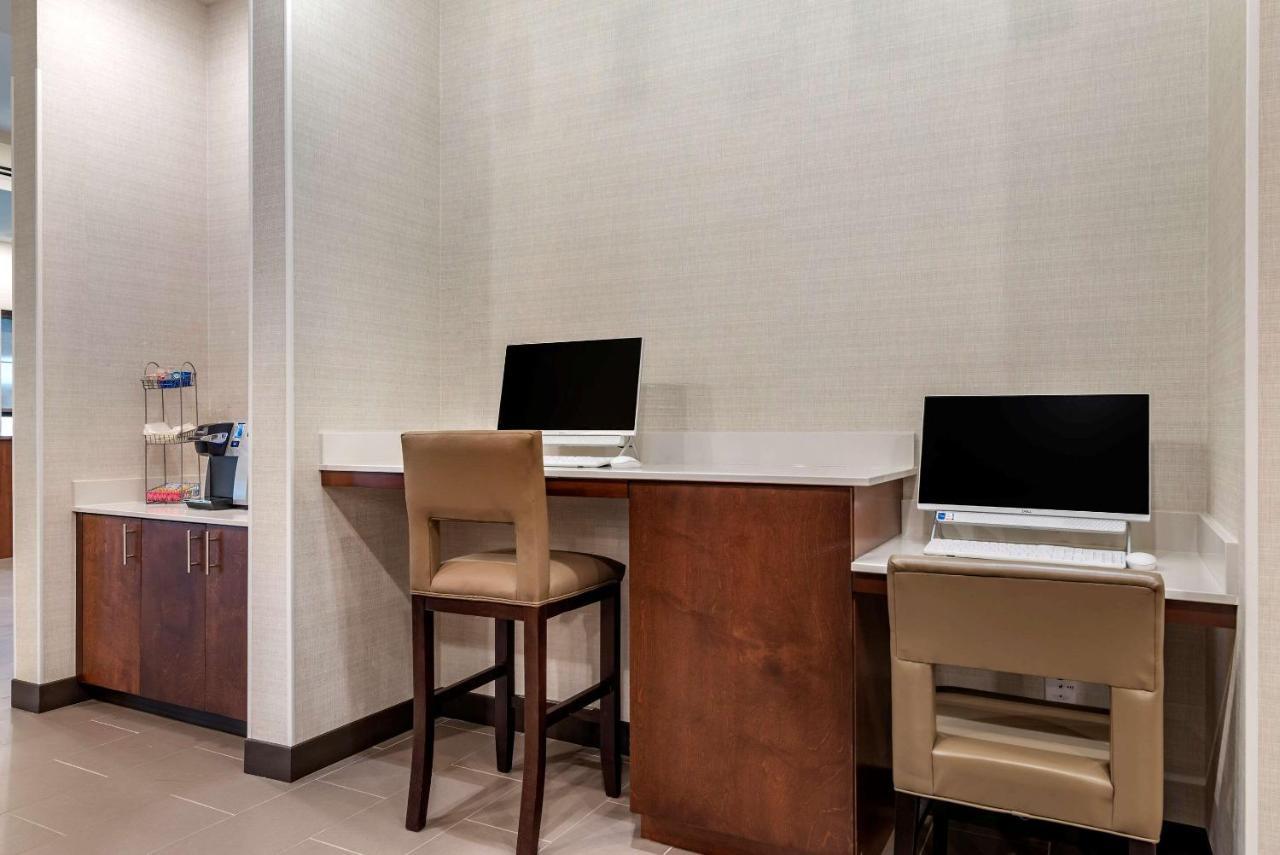 Comfort Suites 纽南 外观 照片